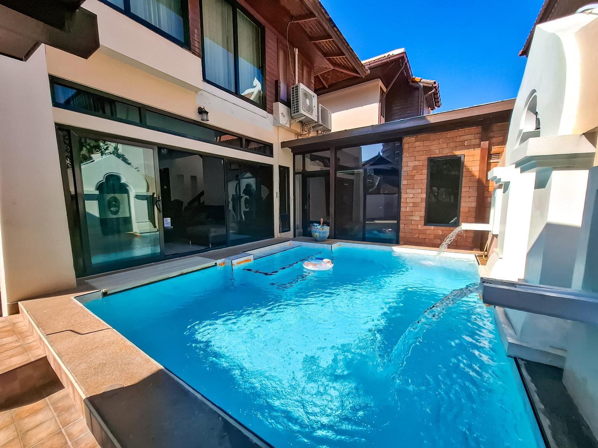 Thabali Oasis:3bhk Private Pool + Sauna Pattaya